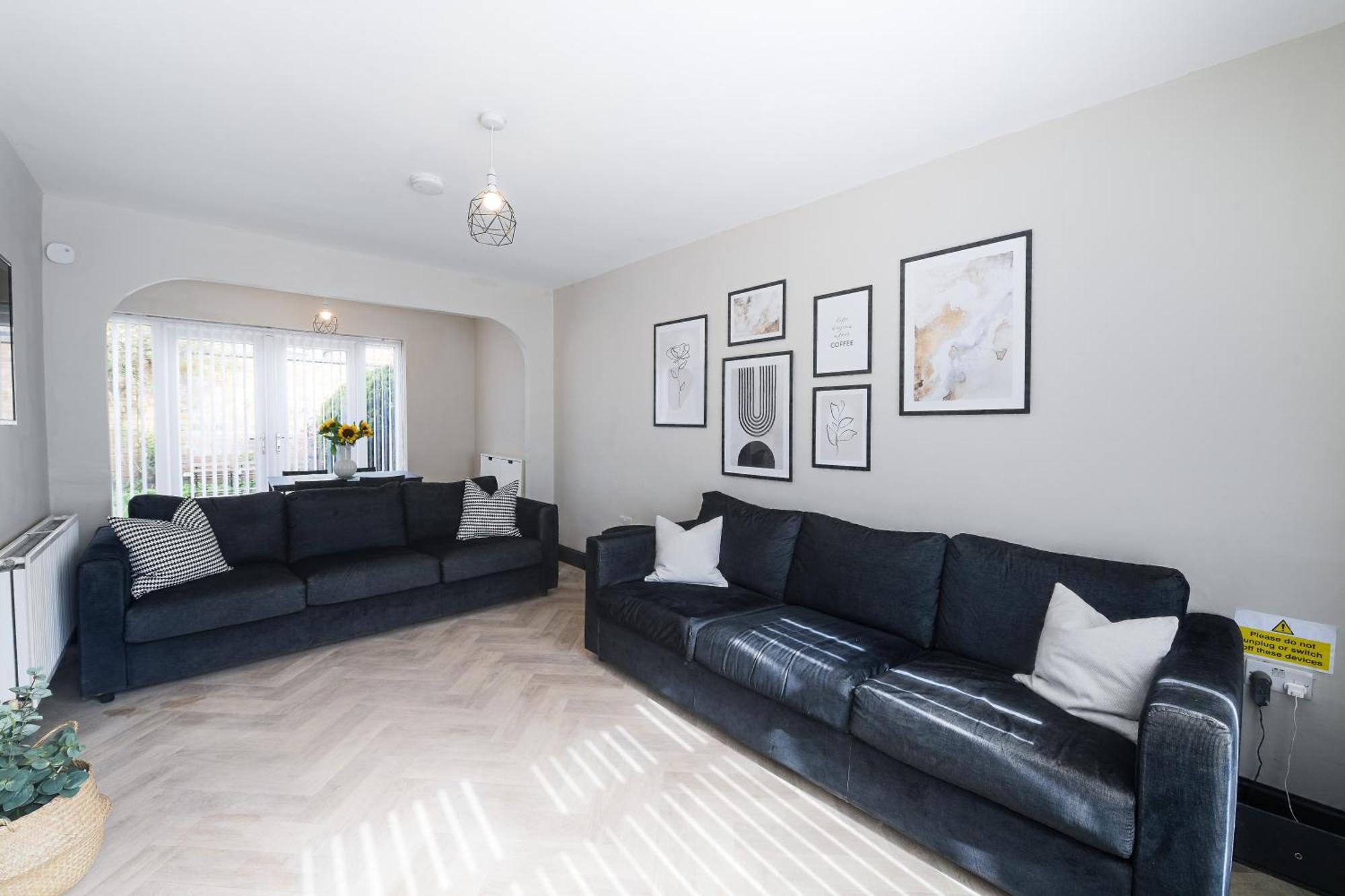 Poppy'S Place - Manningham Road 利物浦 外观 照片